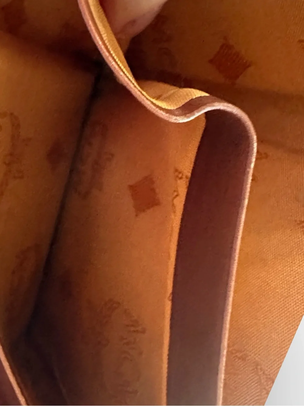MCM Original Visetos Trifold double flap Leather Wallet - Cognac Brown